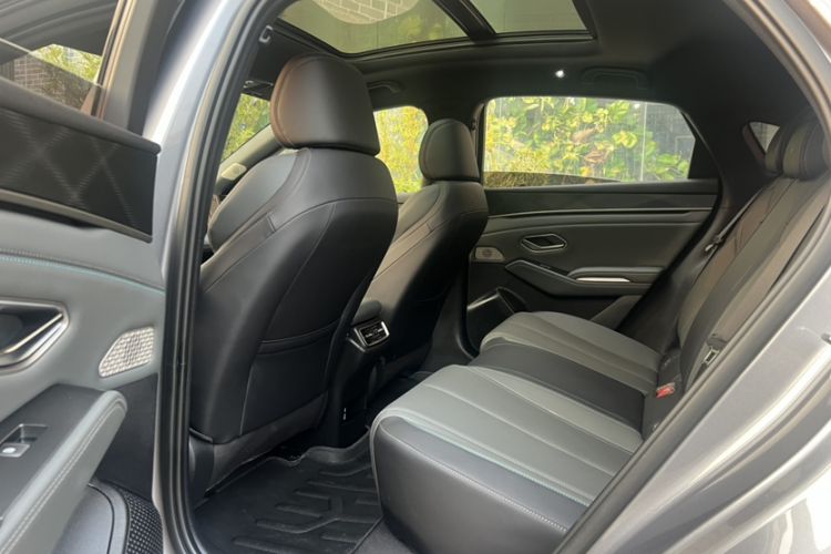 Used BYD Qin L 2025 DM-i Smart Drive 120KM Leading Model