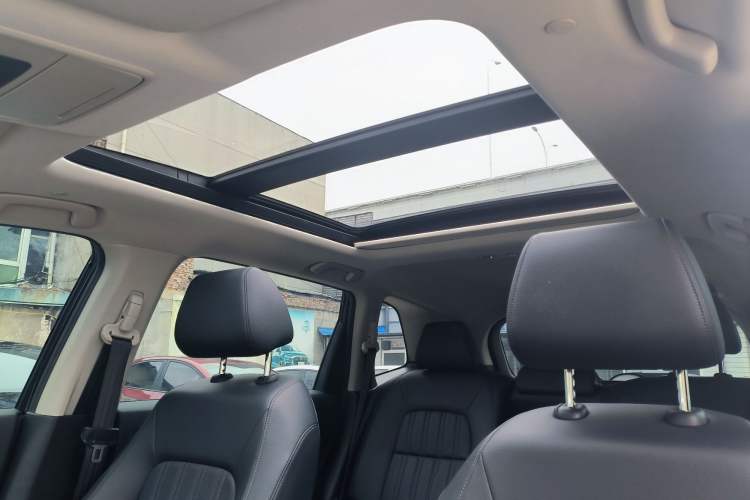 Used Honda Breeze 2023 240TURBO Two-Wheel-Drive Luxury Edition 5 Seats