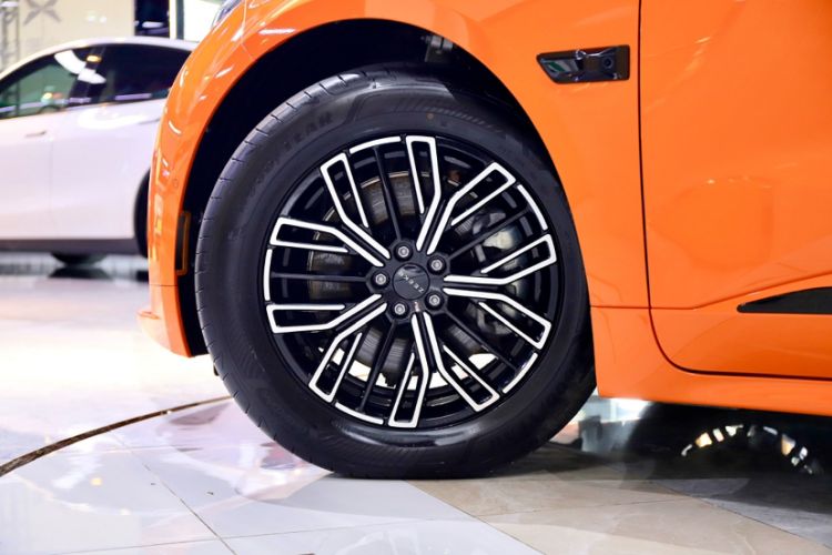 Used Zeekr 001 2025 WE Edition 100 kWh Rear-Wheel Drive
