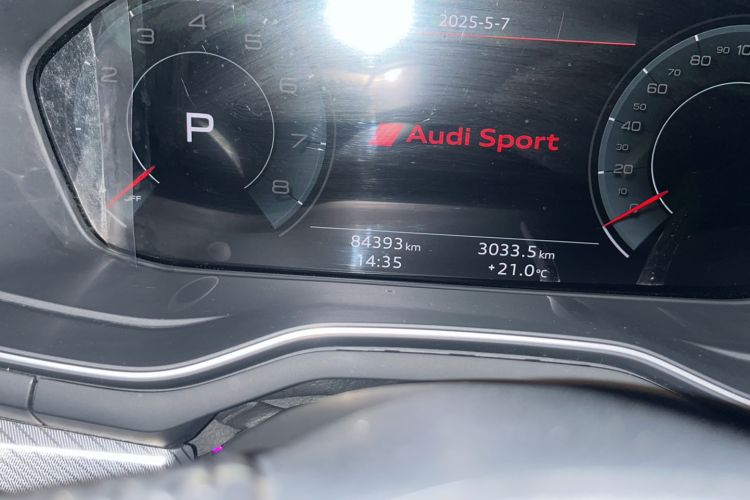 Used Audi A4L 2020 40 TFSI Fashionable and Elegant Model
