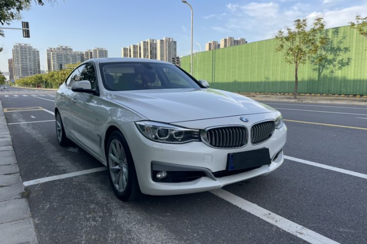 Used BMW 3 Series GT 2013 320i Sport Design Package
