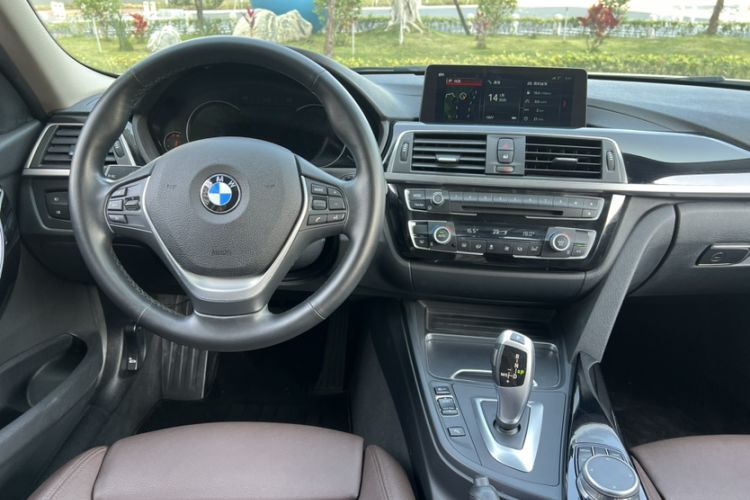 Used BMW 3 Series 2019 320Li Fashion Model
