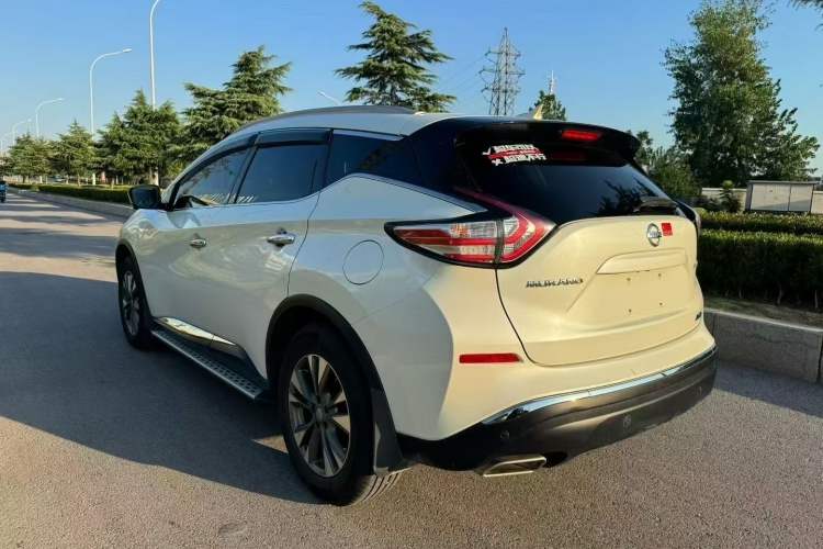 Used Nissan Murano 2019 2.5L XL Two-Wheel Drive Smart Connect Luxury Edition China VI Standard

