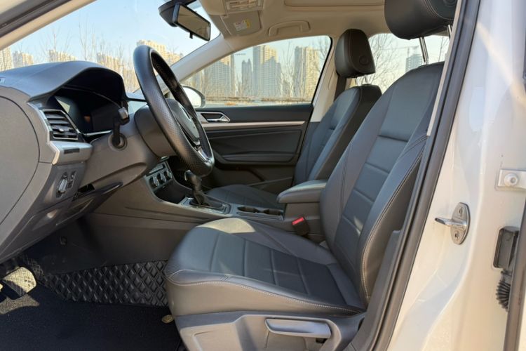 Used Volkswagen Lavida 2022 1.5L Automatic Comfort Edition
