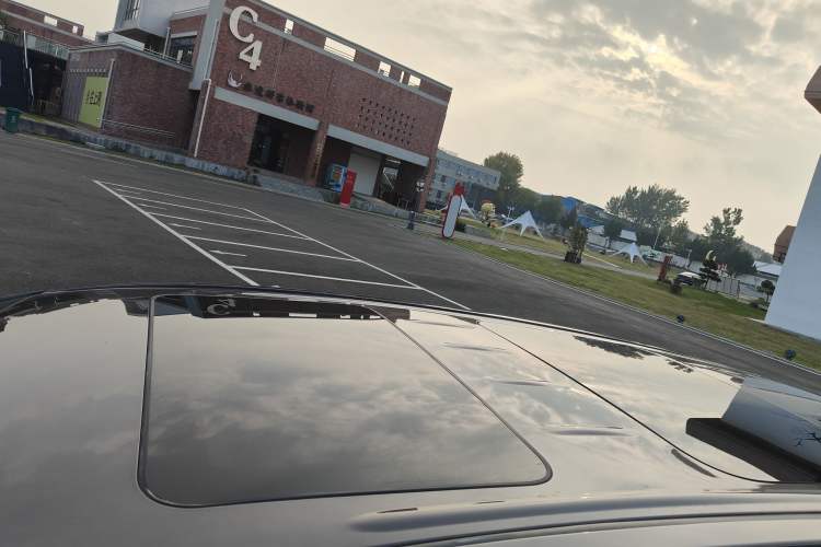 Used Buick GL8 2021 Land Cruiser Executive 652T Premium Model
