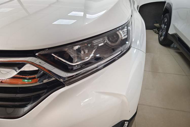 Used Honda CR-V 2019 Brilliant Edition Plus 240TURBO CVT Two-Wheel Drive Fashion Version China VI Emission Standard
