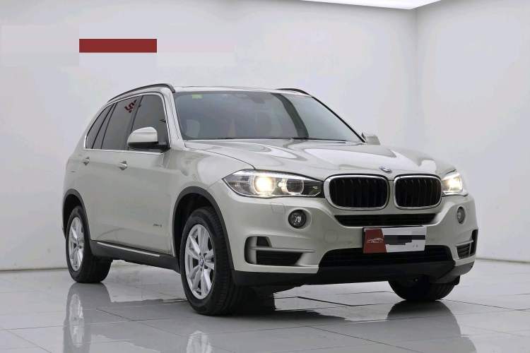 Used BMW X5 2015 xDrive28i
