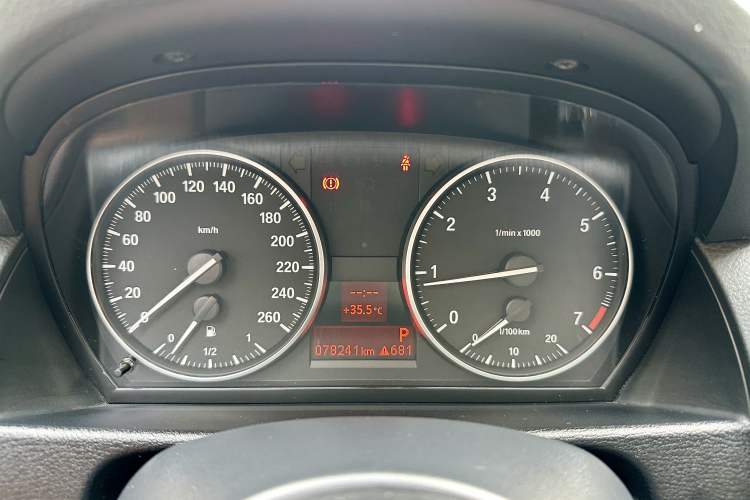 Used BMW X1 2014 sDrive18i Fashion Model
