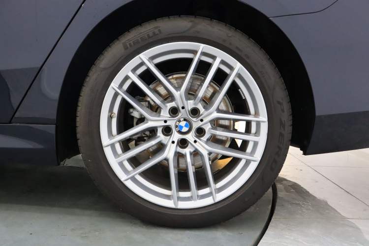 Used BMW 5 Series 2024 525Li Luxury Package
