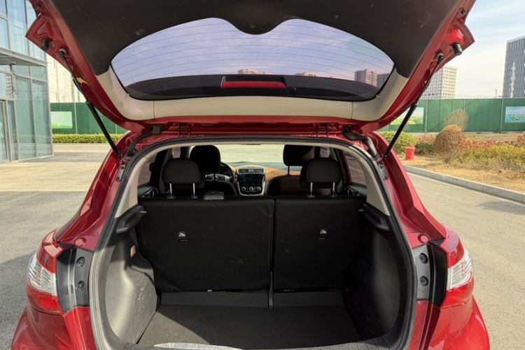 Used Nissan Tiida 2019 1.6L CVT Cool Edition China VI Standard