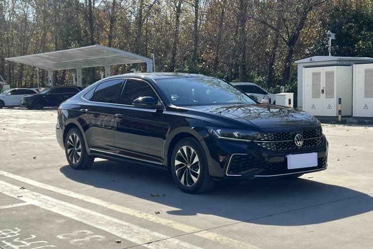 Used Volkswagen Passat 2022 330TSI Starry Elite Edition
