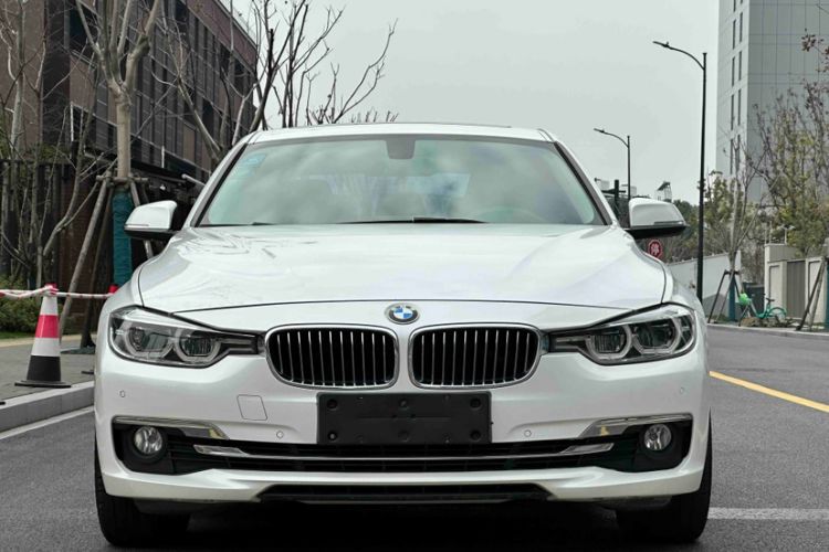Used BMW 3 Series 2018 320Li Leading Luxury Package
