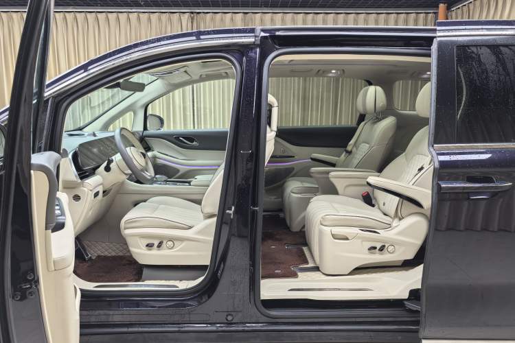 Used VOYAH Dream 2022 0-Carbon Edition Dream+ Smart Enjoyment Package 475 km