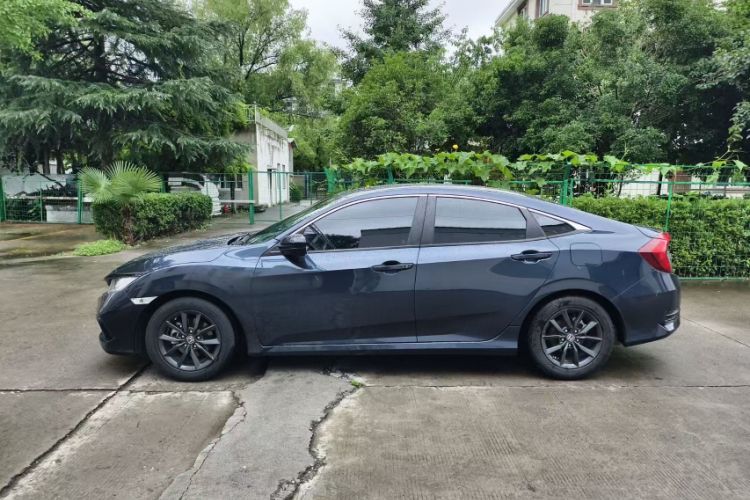 Used Honda Civic 2019 220TURBO Manual Jinkong Edition China VI

