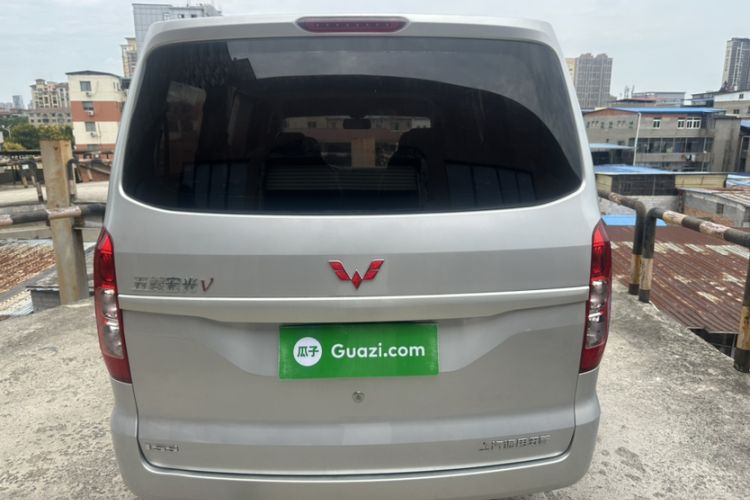 Used Wuling Hongguang V 2019 1.5L Enjoyment Version China VI LAR
