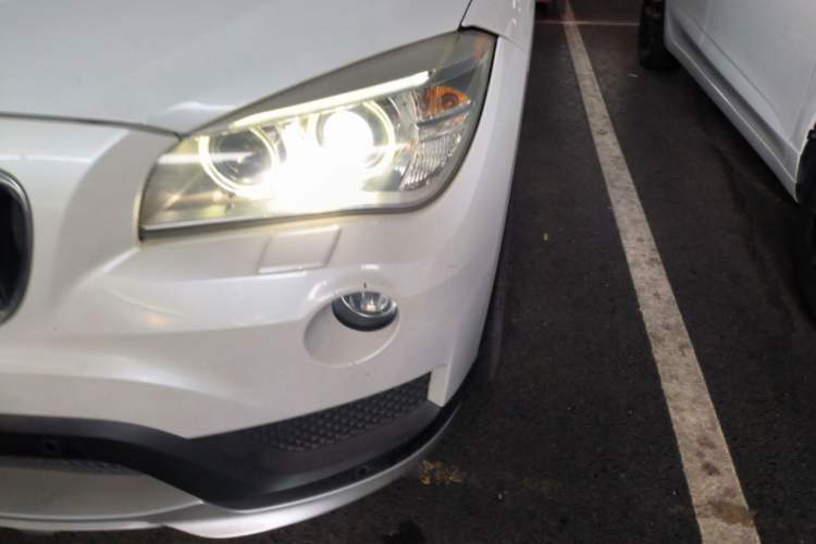 Used BMW X1 2015 sDrive18i Leading Edition
