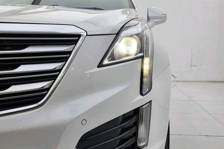 Used Cadillac XT5 2016 25T Luxury Model