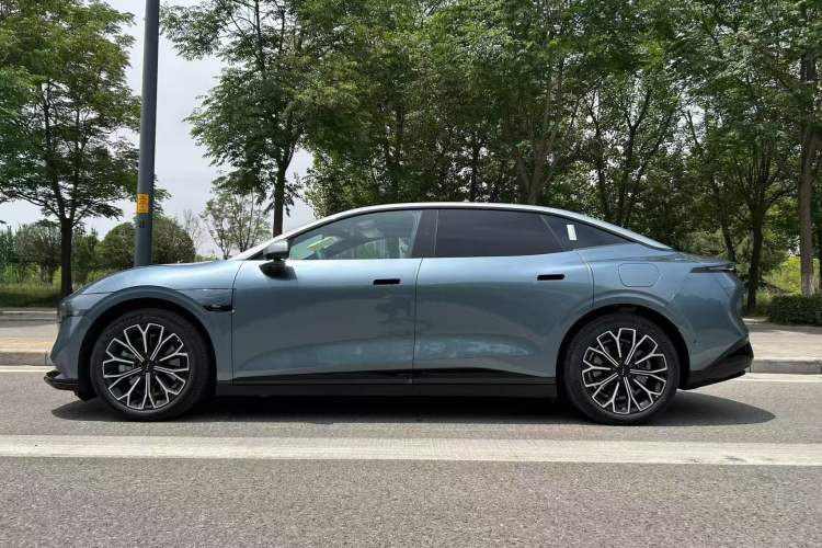 Used Zeekr 007 2024 Rear-Drive Intelligent Driving Version 75 kWh
