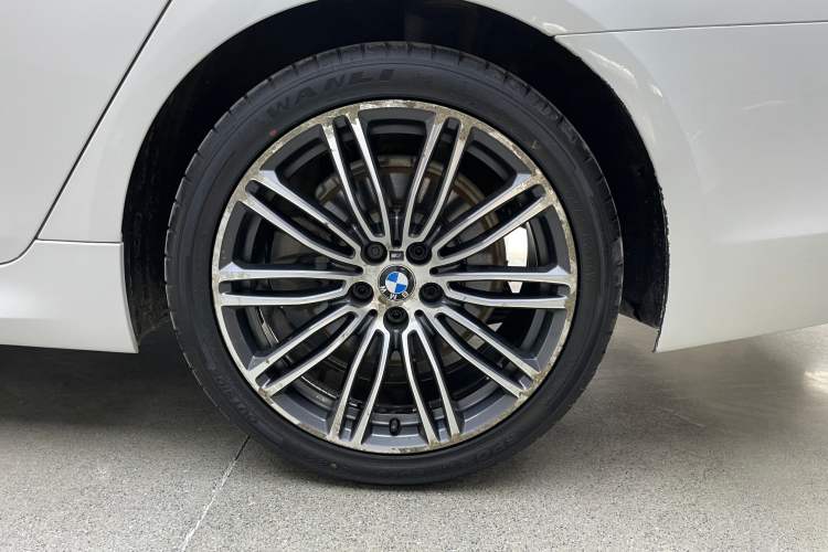 Used BMW 5 Series 2018 530Li Leading Model M Sport Package
