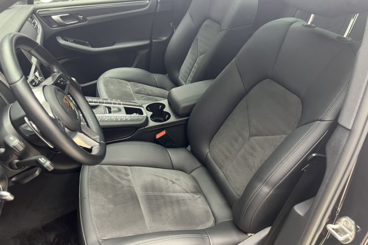 Used Porsche Macan 2021 Macan 2.0T
