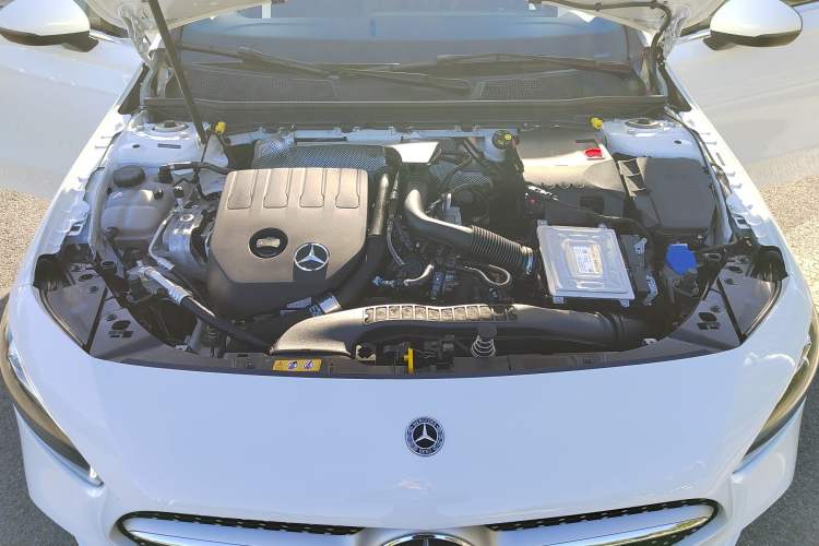 Used Mercedes-Benz A-Class 2022 A 200 L Sport Sedan Fashion Model
