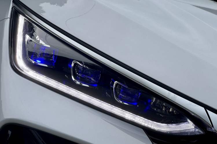 Used BYD Tang New Energy 2024 DM-i Glory Edition 112KM Flagship Model
