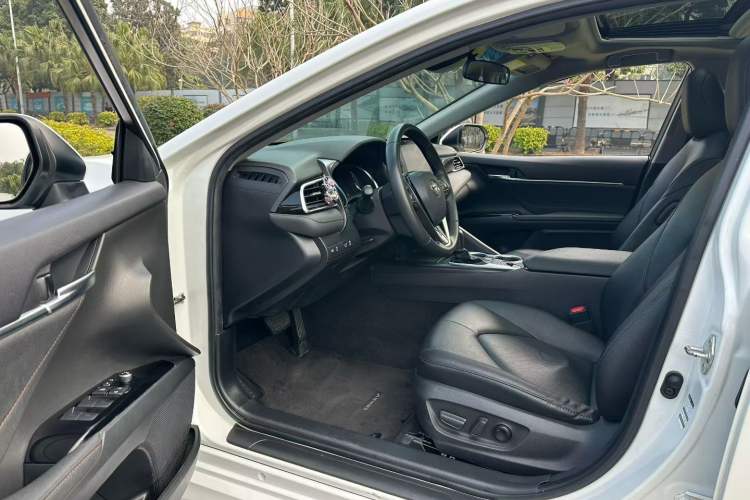 Used Toyota Camry 2021 Dual-Motor 2.5 HGVP Leading Edition