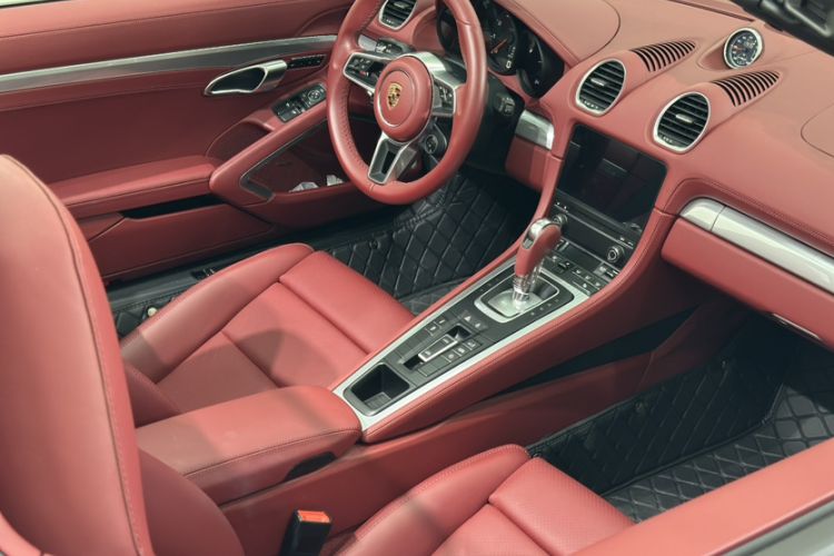 Used Porsche 718 2022 Boxster 2.0T
