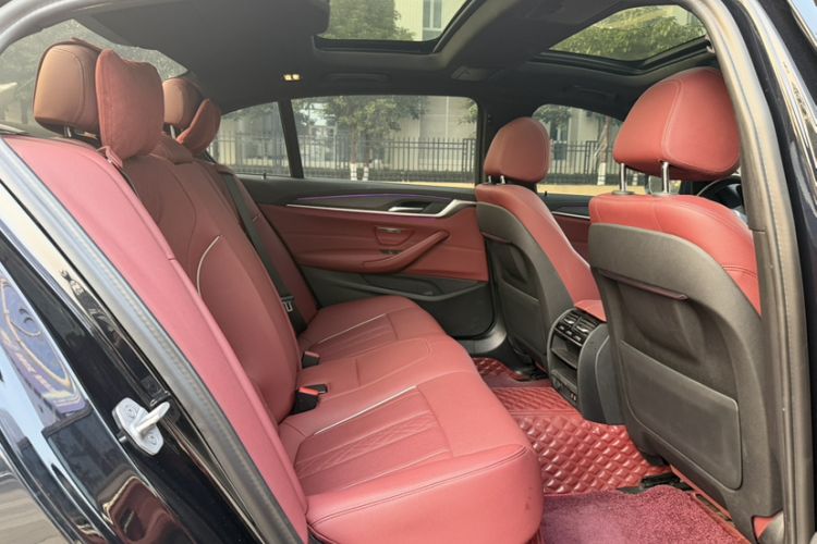 Used BMW 5 Series 2023 530Li Leading Model M Sport Package
