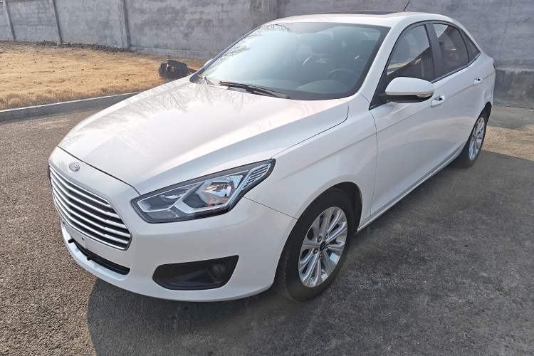 Used Ford Escort 2017 Happiness Edition 1.5L Automatic Fashion Version