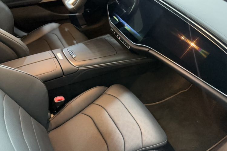 Used Mercedes-Benz E-Class 2024 E 300 L Luxury Sport Model