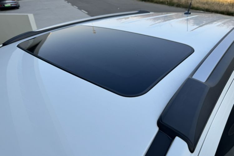 Used Buick Encore 2015 1.4T Automatic Two-Wheel Drive Urban Elite Version