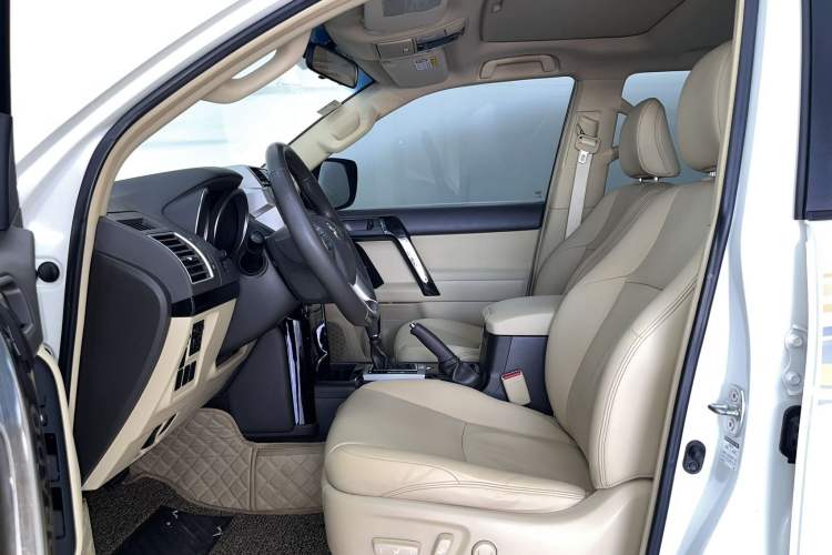 Used Toyota Prado 2016 2.7L Automatic Standard Edition
