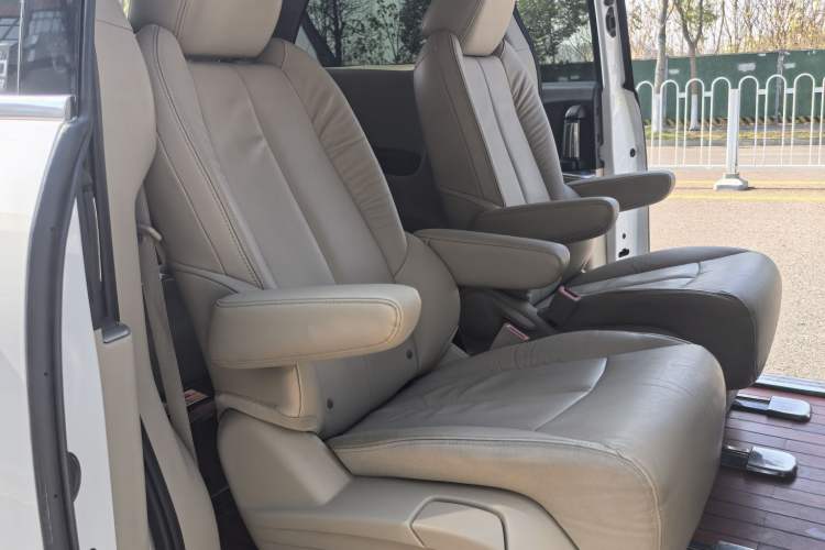 Used Buick GL8 2017 25S Luxury Version China V Standard
