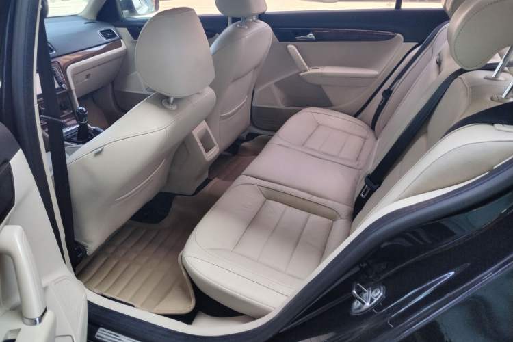 Used Volkswagen Lavida 2013 Revised Version 1.4 TSI Manual Comfort Edition