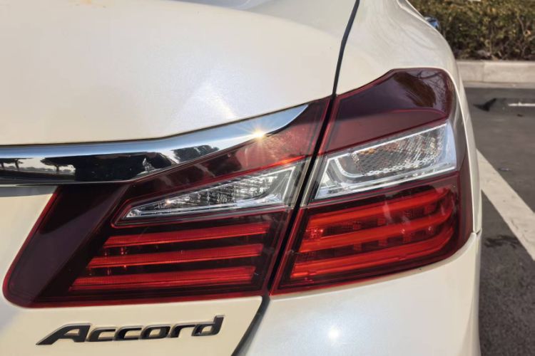 Used Honda Accord 2016 2.0L Elite Edition
