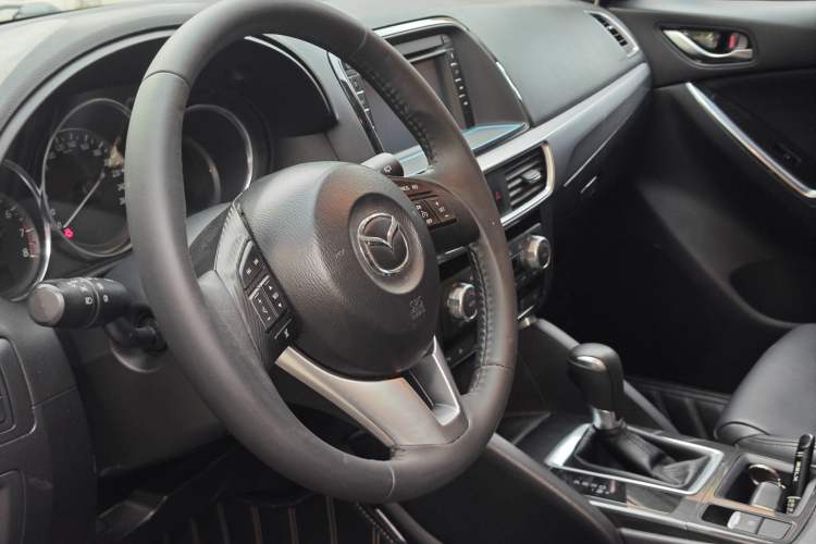 Used Mazda CX-5 2015 2.0L Automatic 4x4 Luxury Edition
