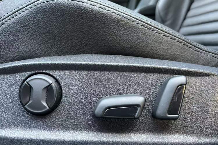 Used Volkswagen Magotan 2019 330TSI DSG Luxury Version China VI Standard