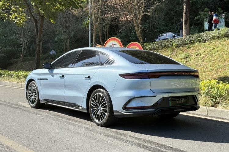 Used BYD Han 2023 EV Champion Edition 506KM Front-Wheel-Drive Premium Model
