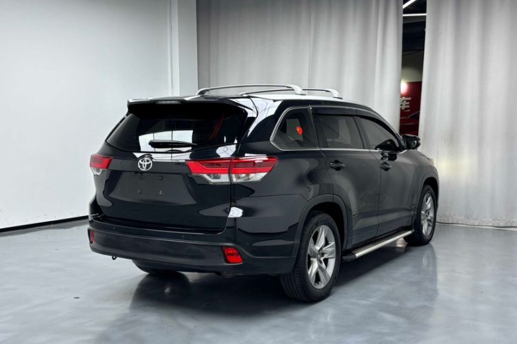 Used Toyota Highlander 2018 2.0T Four-Wheel Drive Luxury Version 7 Seats China VI Standard