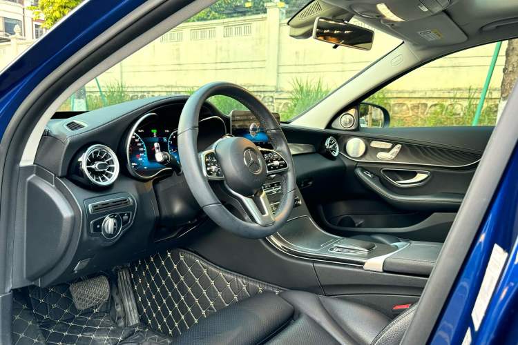 Used Mercedes-Benz C-Class 2019 Restyled C 260 L Sport Edition
