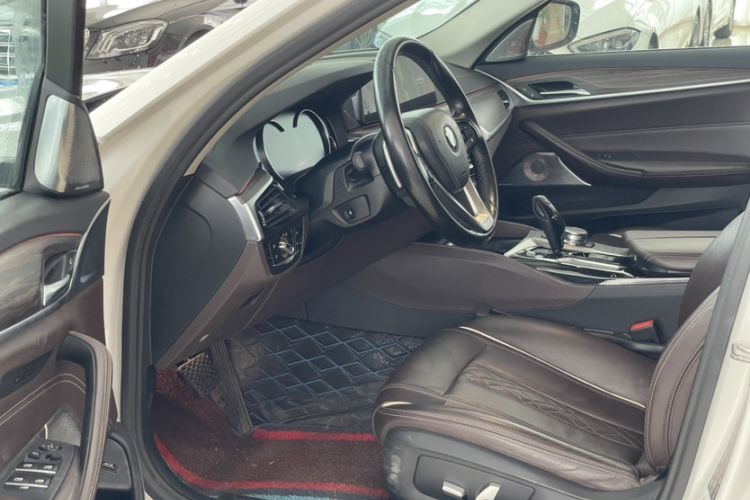 Used BMW 5 Series 2018 530Li xDrive Luxury Package
