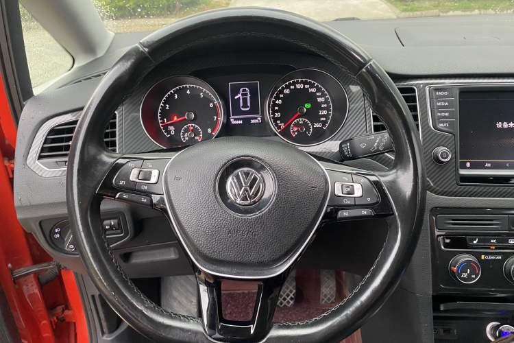 Used Volkswagen Golf Sportsvan 2016 280TSI Automatic Luxury Model
