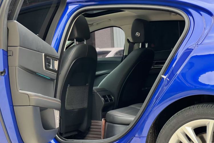 Used Jaguar XEL 2019 2.0T 200 PS Deluxe Edition
