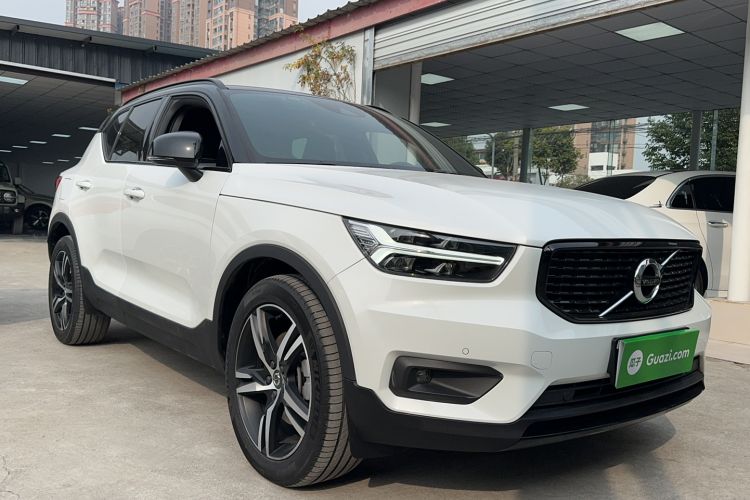 Used Volvo XC40 2020 T4 4x4 Smart Luxury Sport Edition

