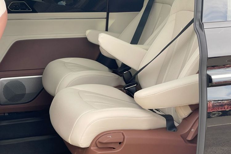 Used BYD Xia 2025 DM-i 1.5T 100km Leading Model
