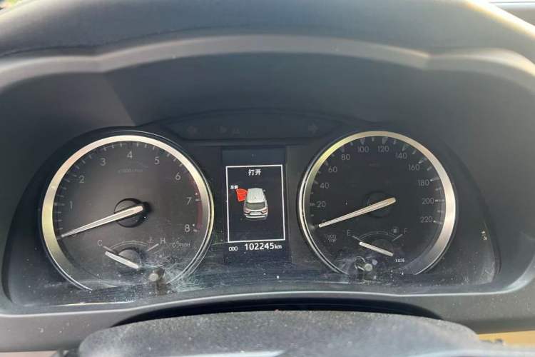 Used Toyota Highlander 2018 2.0T Four-Wheel Drive Luxury Version 7 Seats China VI Standard