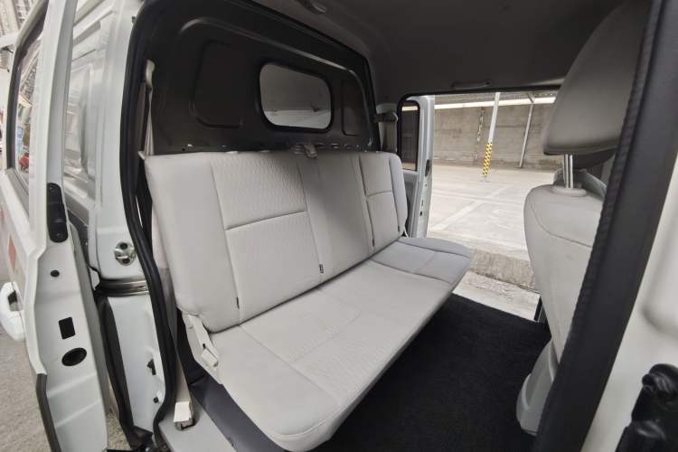 Used Jinbei New Hiace X30L 2021 1.5L Wealth Van Non-Air-Conditioned Version China VI Standard SWC15M