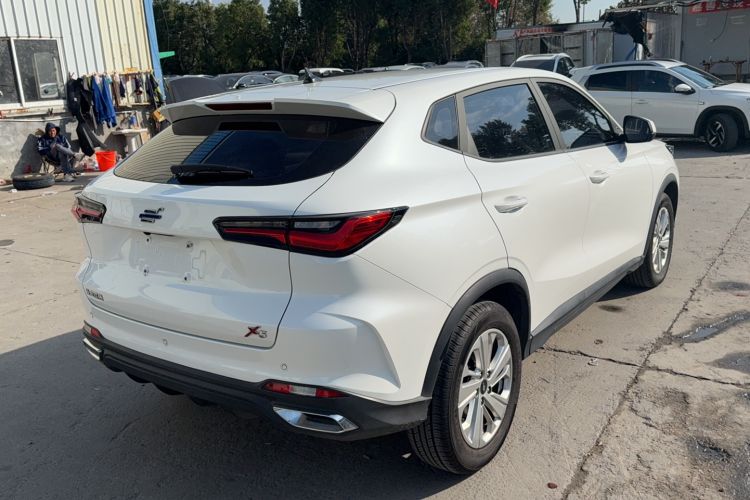 Used Oshan X5 2021 Revised Version 1.6L Manual Luxury Edition
