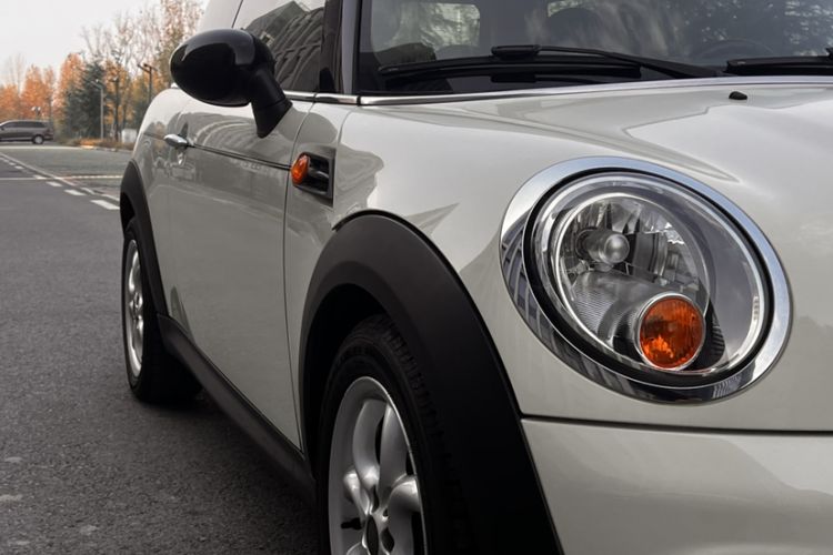 Used  MINI 2011 1.6L COOPER Fun
